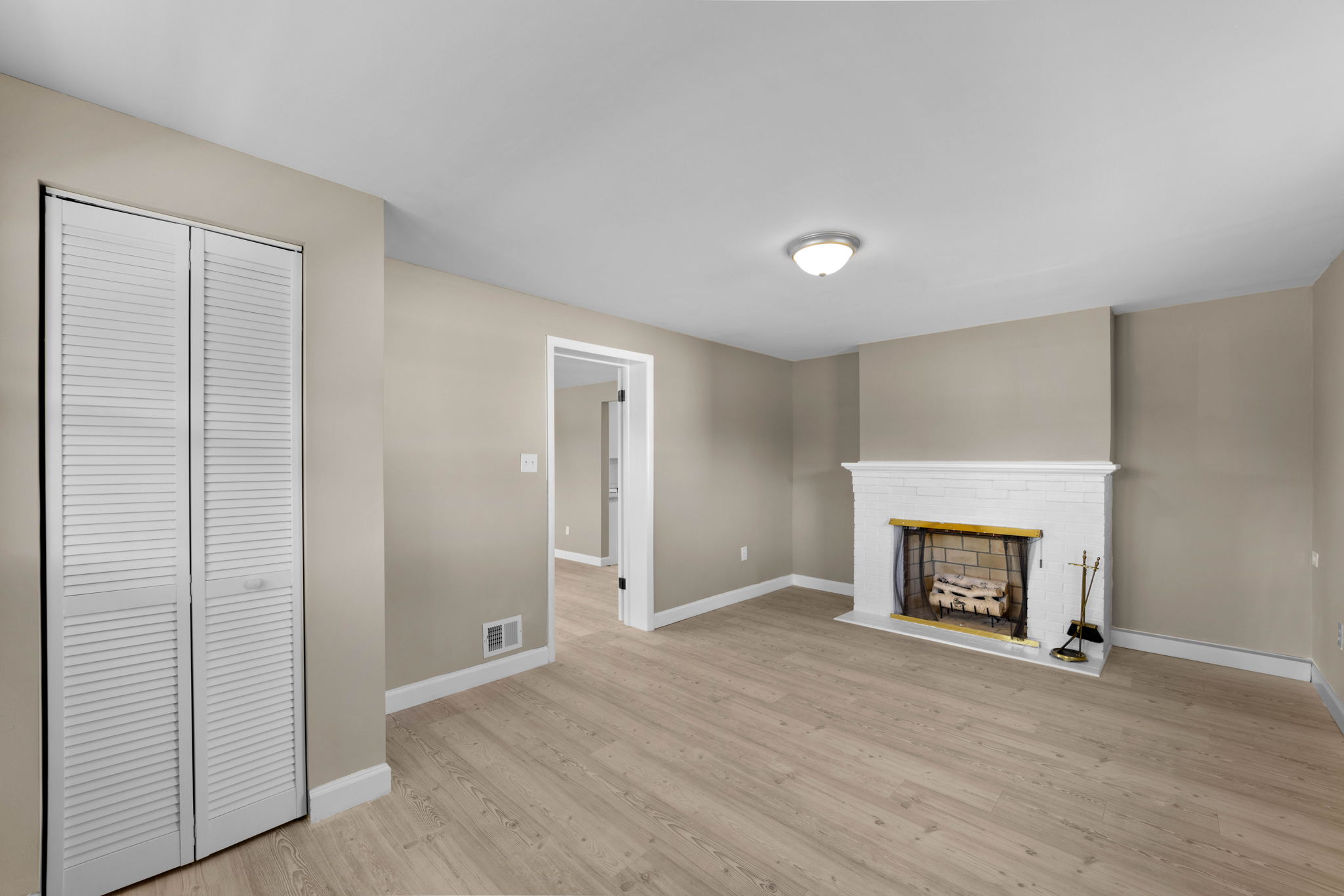 living room-14