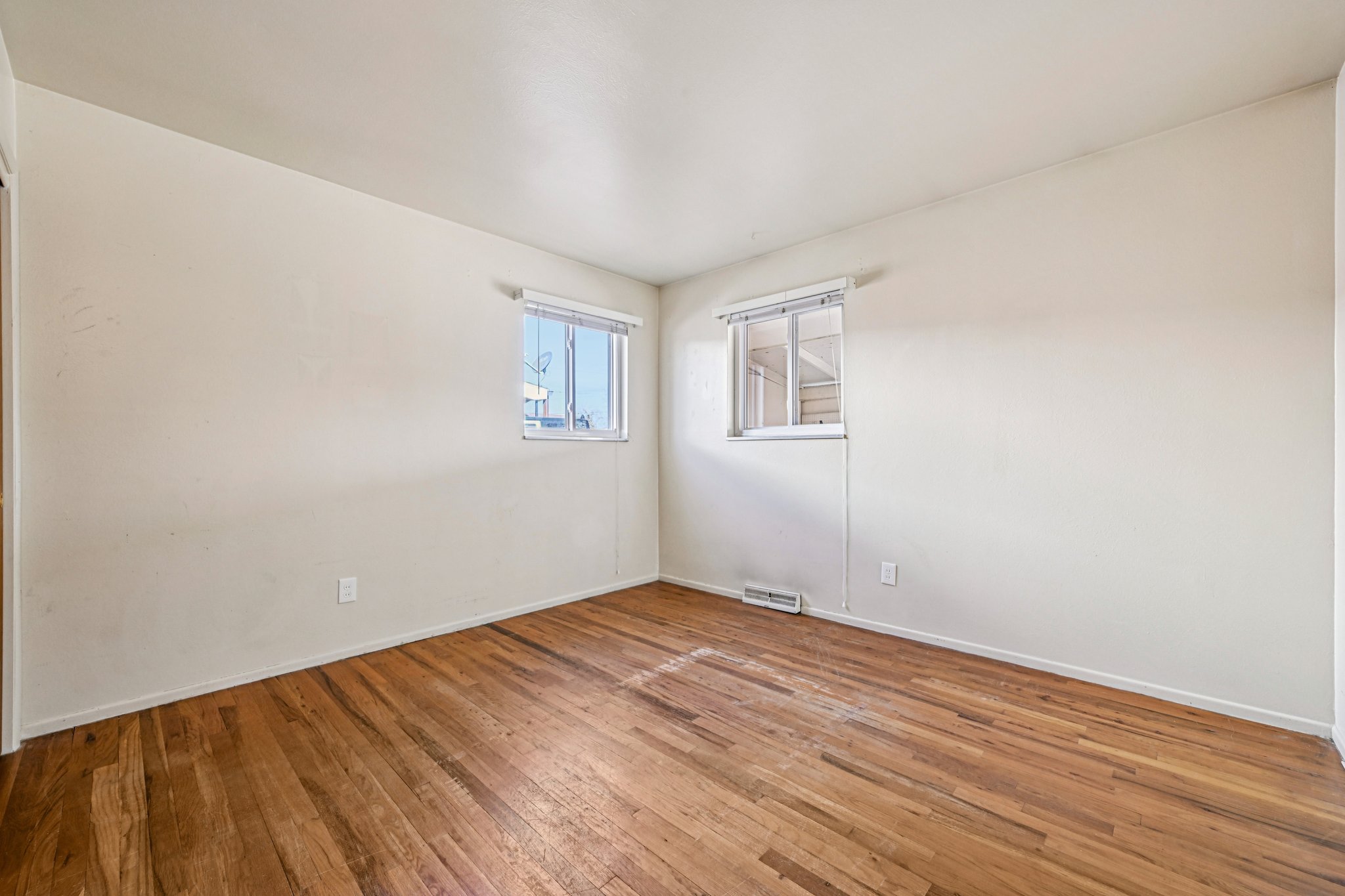 Bronco Rd-S1103-024.jpg