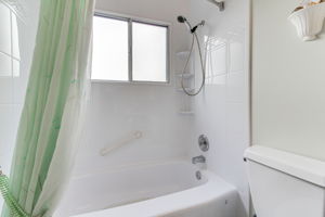  Photo 36