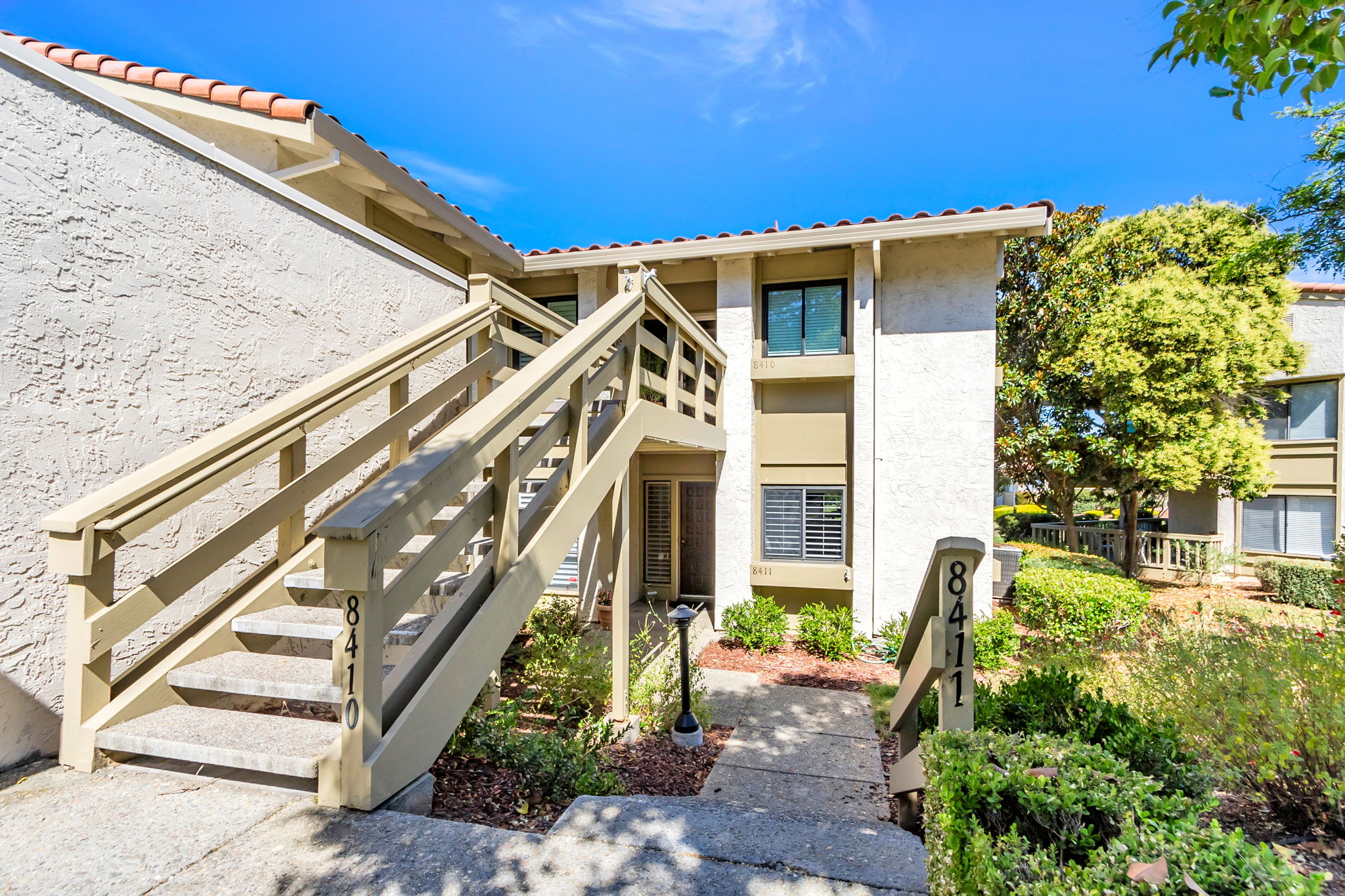 004_8411 Chenin Blanc Ln