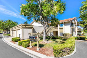 003_8411 Chenin Blanc Ln
