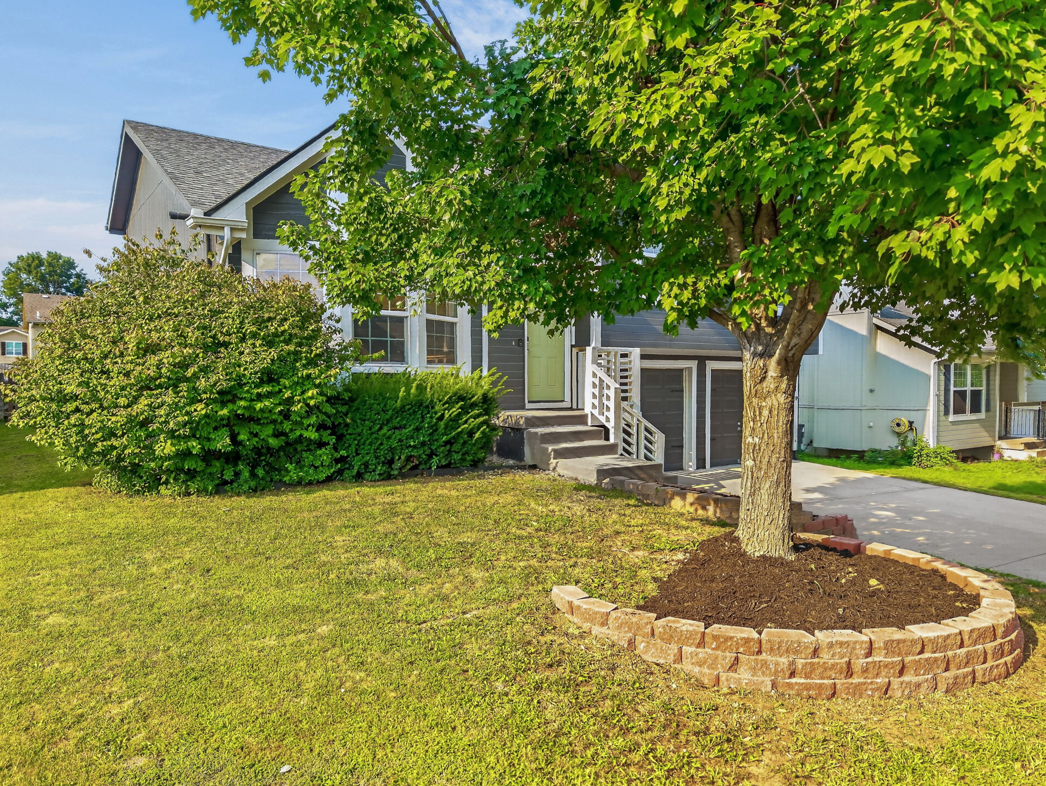 8412 NE 115th Terr-003