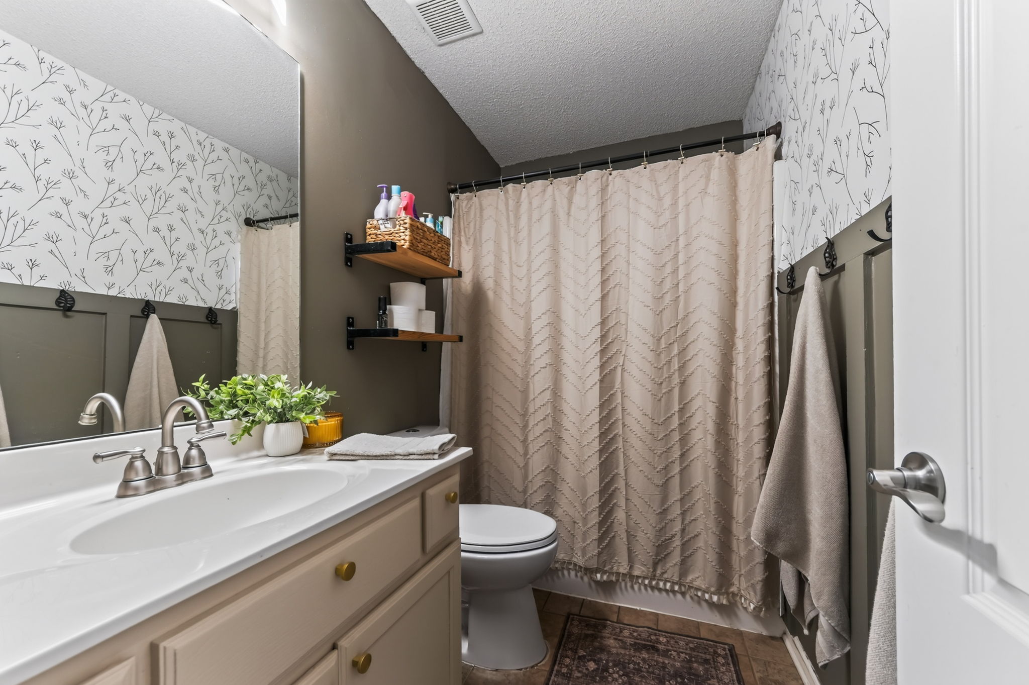 8412 NE 115th Terr-032