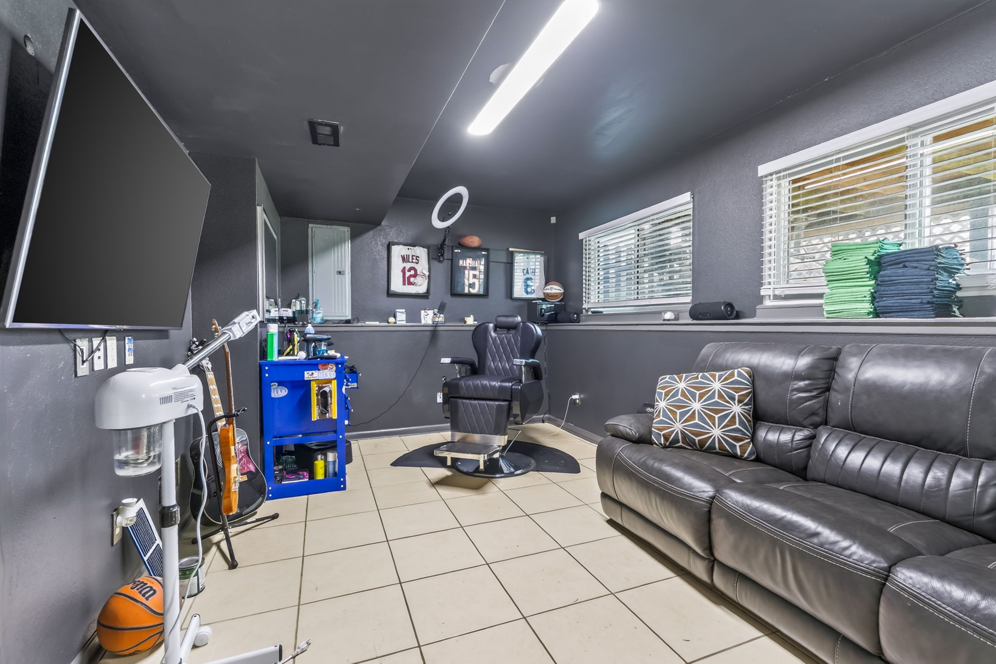 8412 NE 115th Terr-033