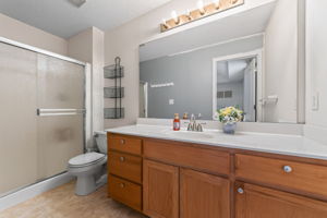 8412 NE 115th Terr-027