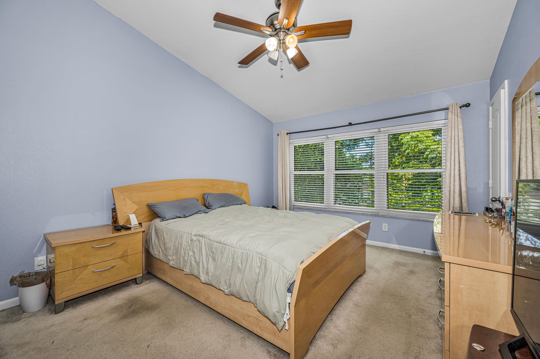 Upper Level Primary Bedroom 1b
