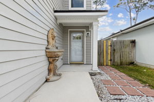 Front Entry Detail