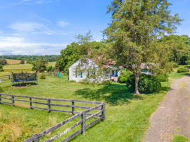 8415 Oaks Rd, Warrenton, VA 20186, USA Photo 79