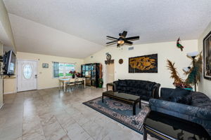 Living Room 3-2