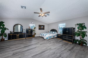 Primary Bedroom 1a