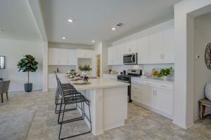 Brotchie Ln-010