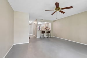 Laurelon Pl-S1208-012.jpg