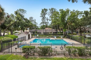 Laurelon Pl-S1208-036.jpg
