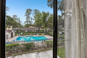 Laurelon Pl-S1208-037.jpg