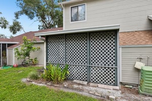 Laurelon Pl-S1208-044.jpg
