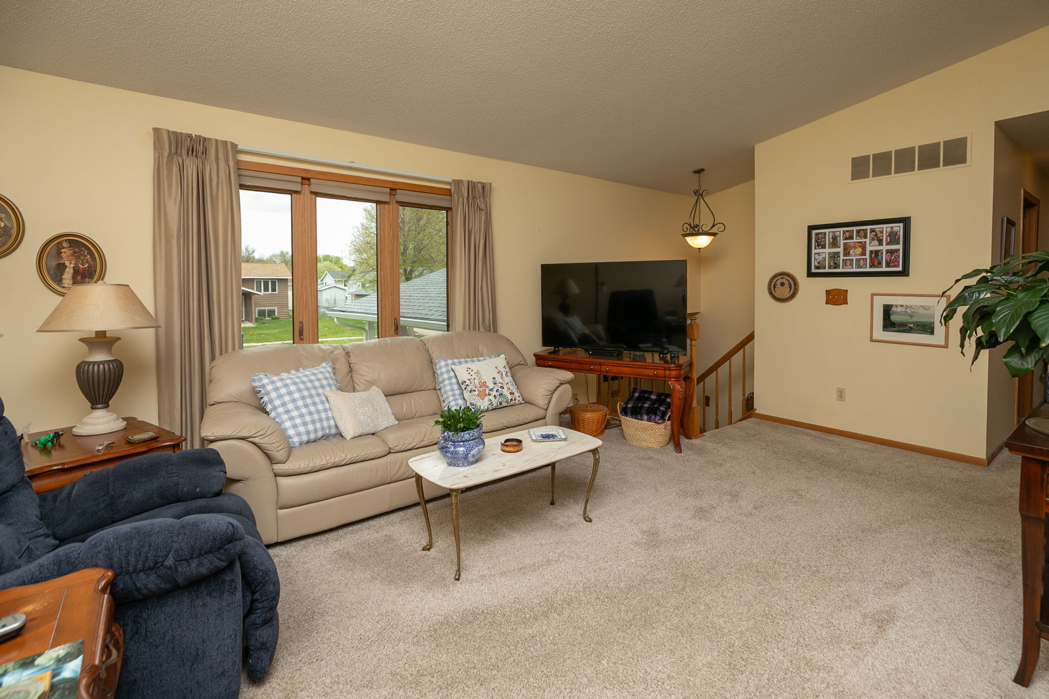 05-Living Room