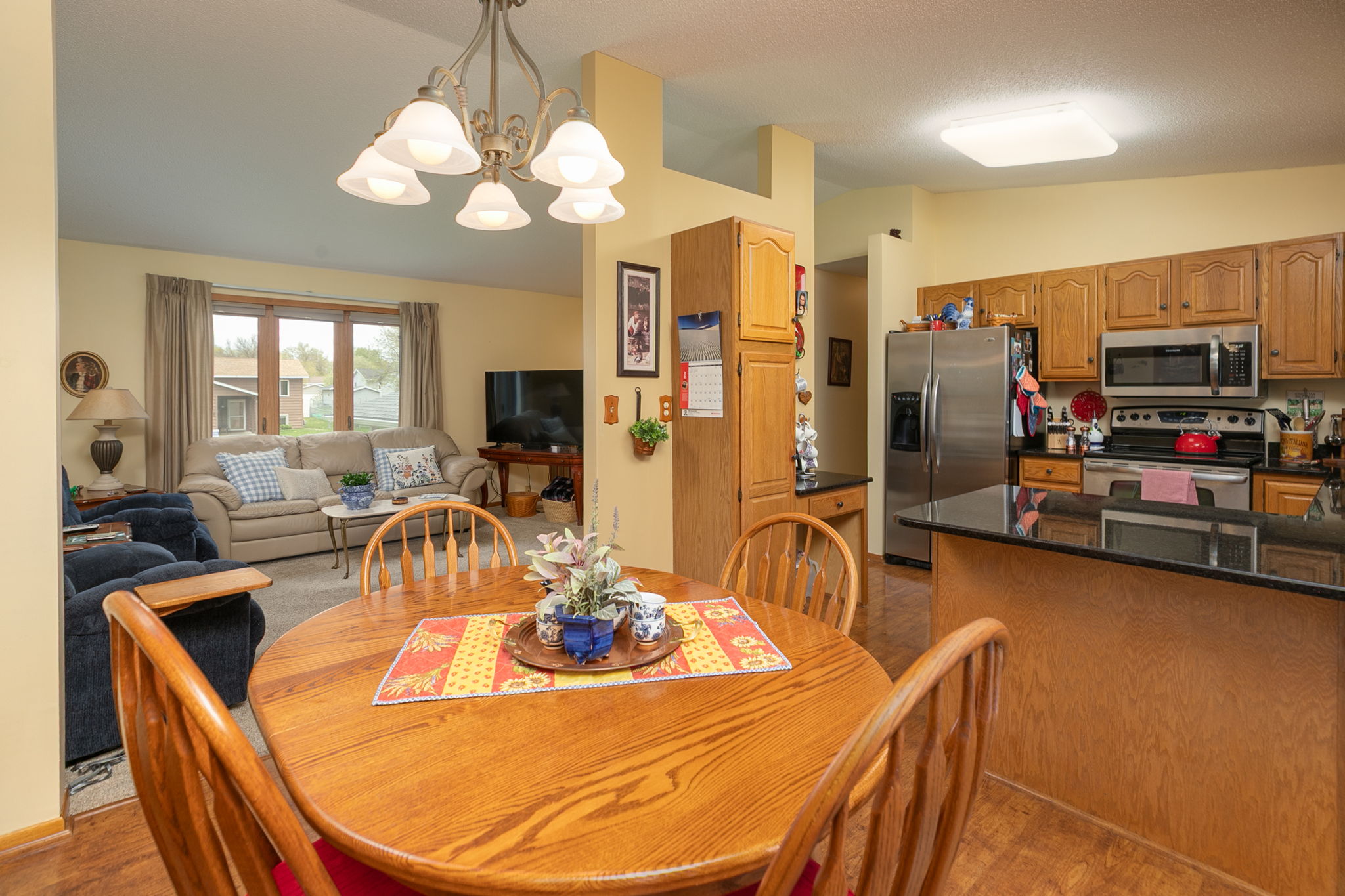 10-Dining Room