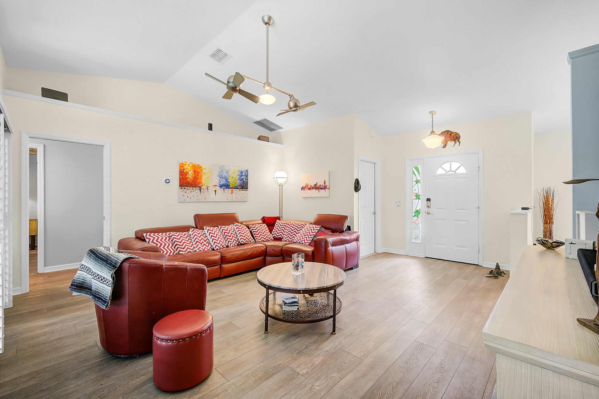 8420 Bessemer Ave-8