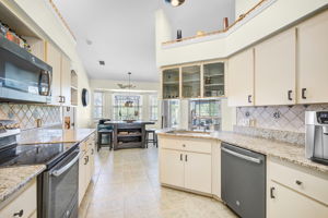 8420 Bessemer Ave-10
