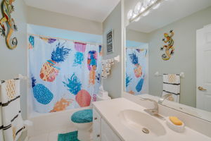 8420 Bessemer Ave-17