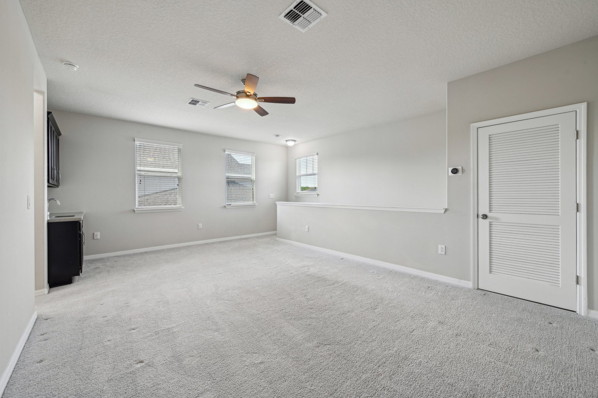 Corkfield Ave-032.jpg