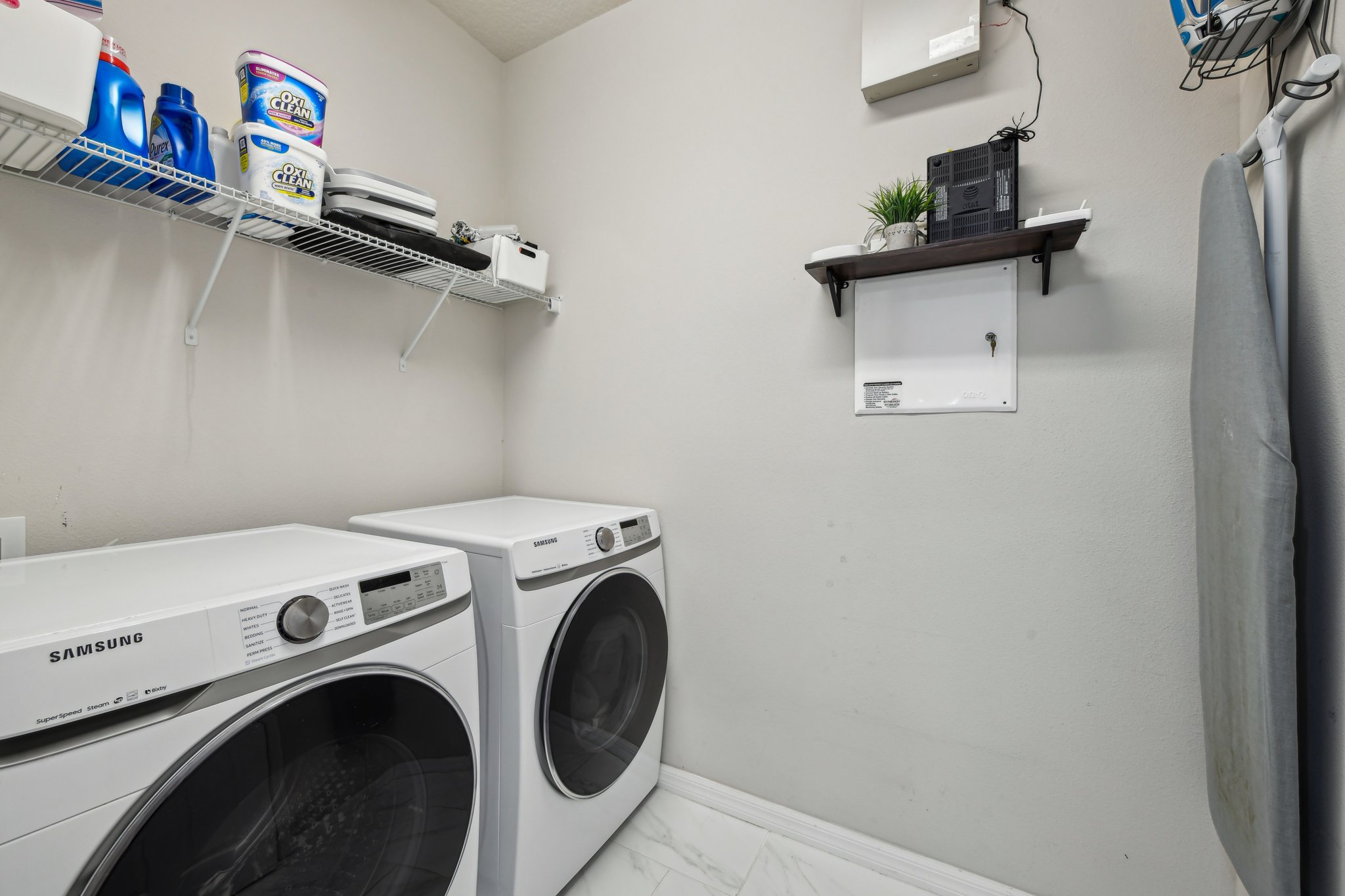Corkfield Ave-037.jpg