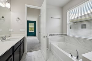 Corkfield Ave-039.jpg