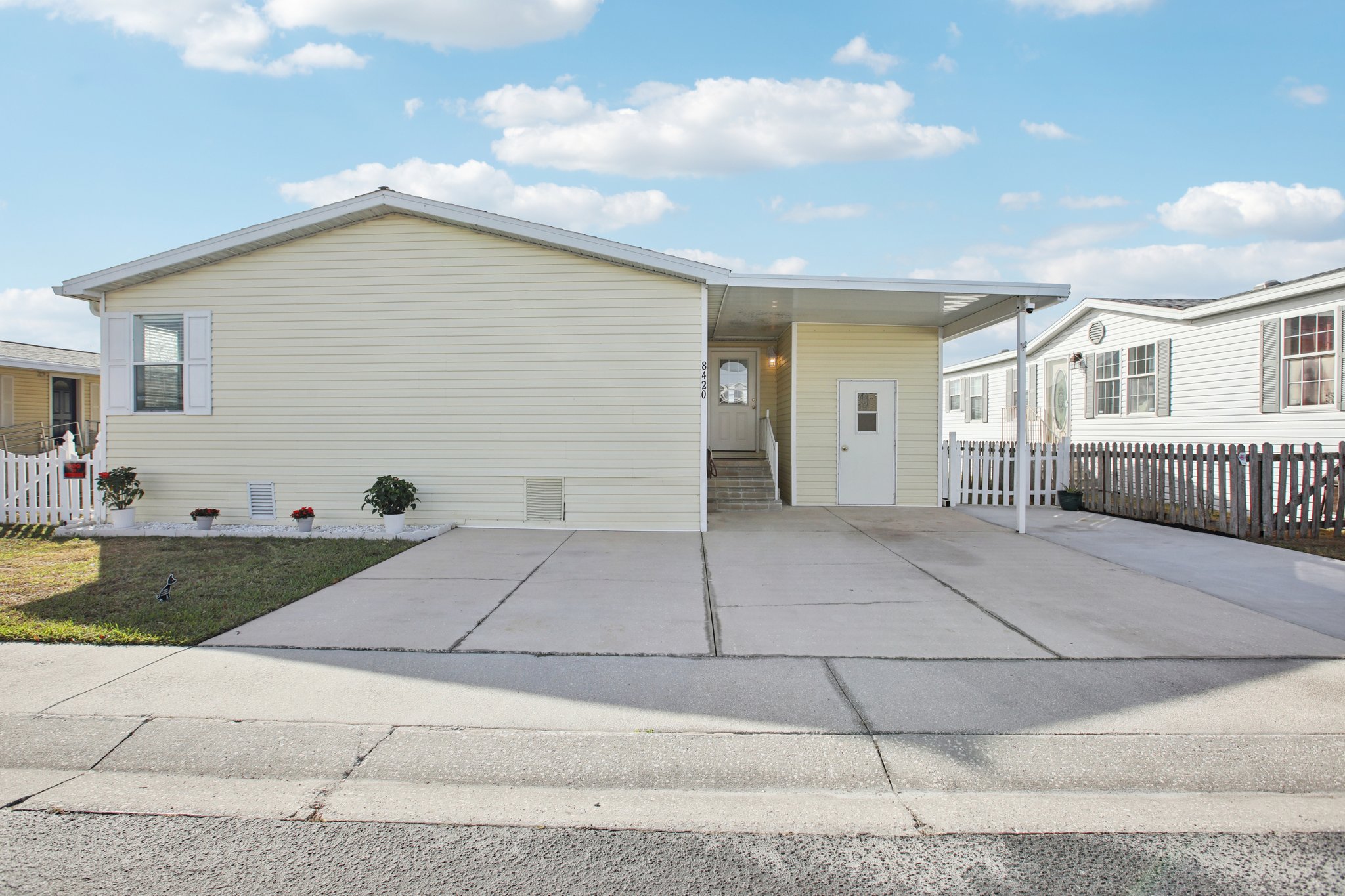 Fantasia Park Way-S1211-002.jpg