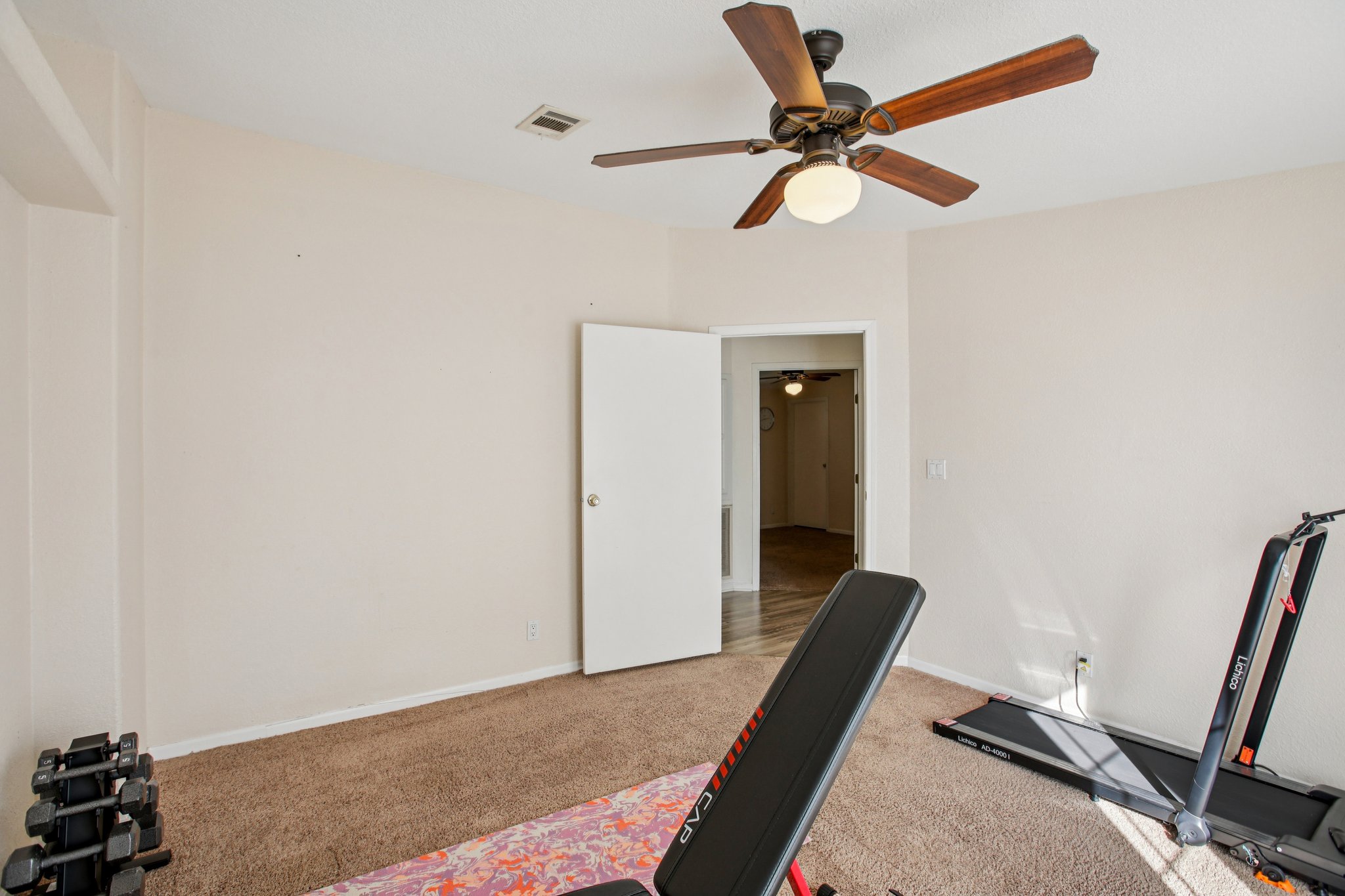 Fantasia Park Way-S1211-019.jpg