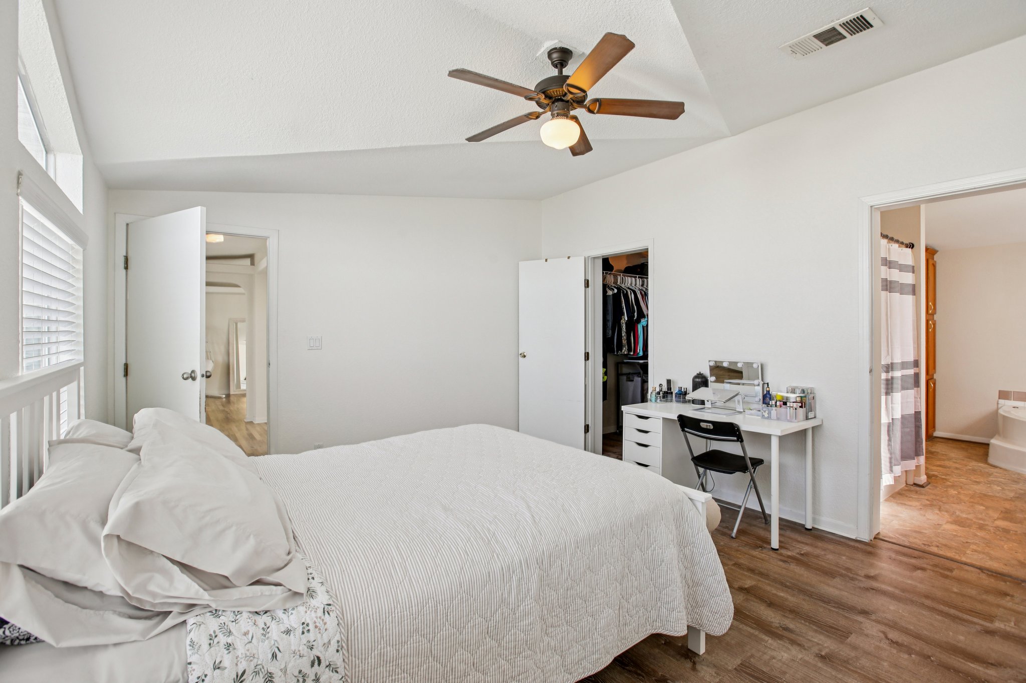 Fantasia Park Way-S1211-024.jpg