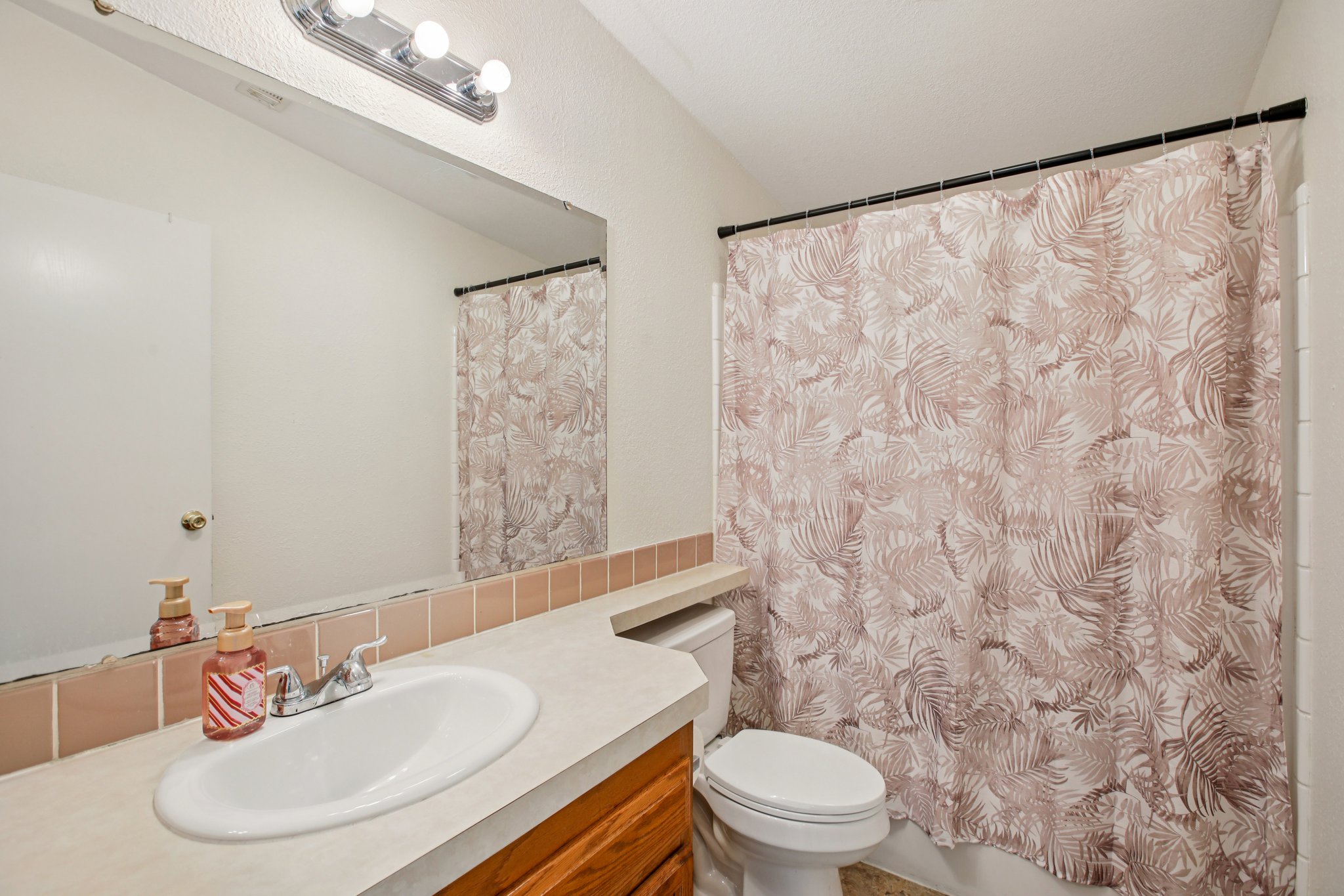 Fantasia Park Way-S1211-027.jpg