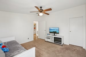 Fantasia Park Way-S1211-017.jpg