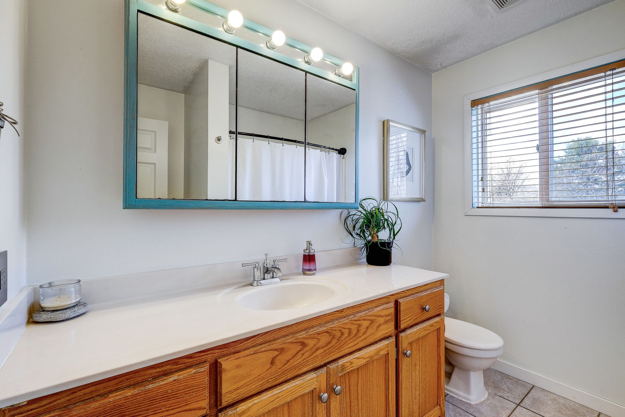 Upstairs Bathroom