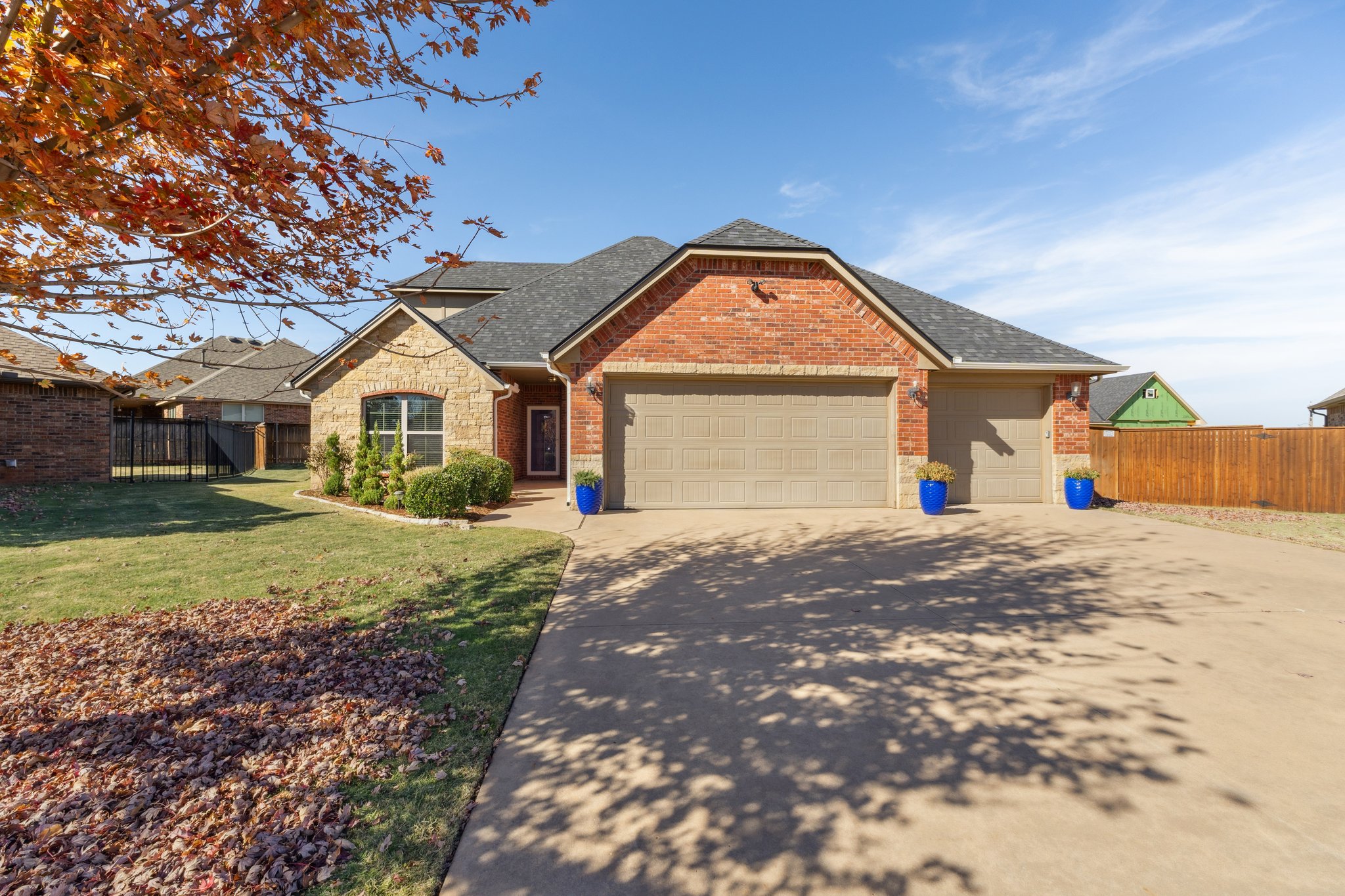 8421 NW 126th St_002.jpg