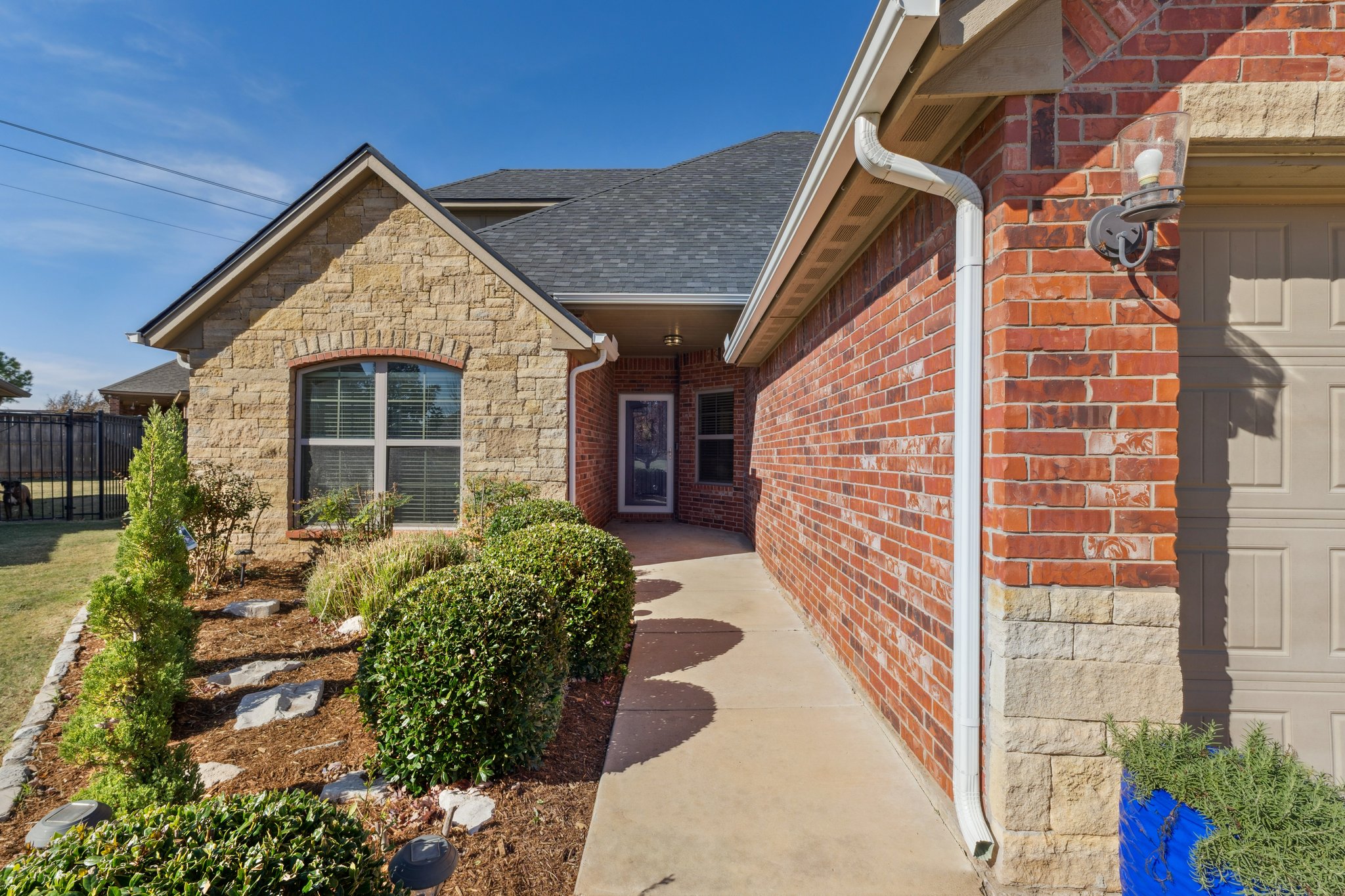 8421 NW 126th St_006.jpg