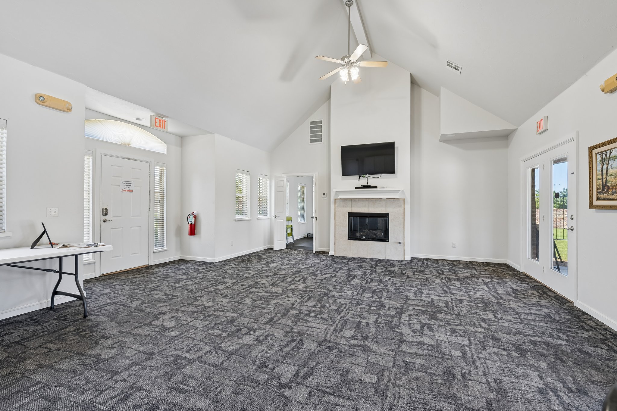 8421 NW 126th St_007 (2).jpg