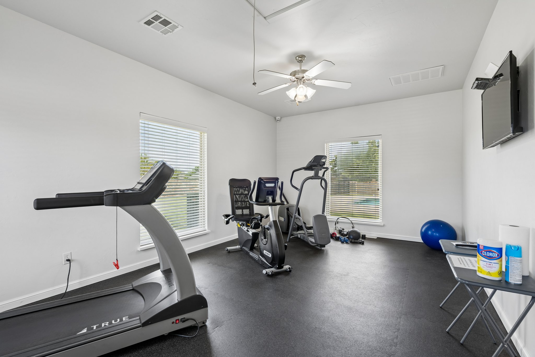 8421 NW 126th St_010 (2).jpg