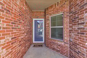 8421 NW 126th St_007.jpg