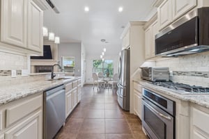 8421 NW 126th St_023.jpg