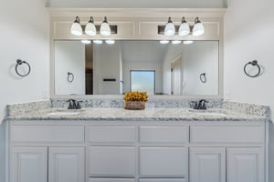 8421 NW 126th St_033.jpg