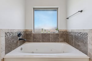 8421 NW 126th St_036.jpg