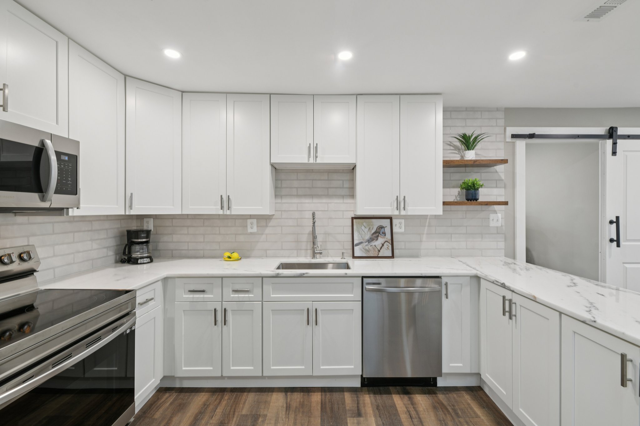 Woodlawn St-S0701-011.jpg