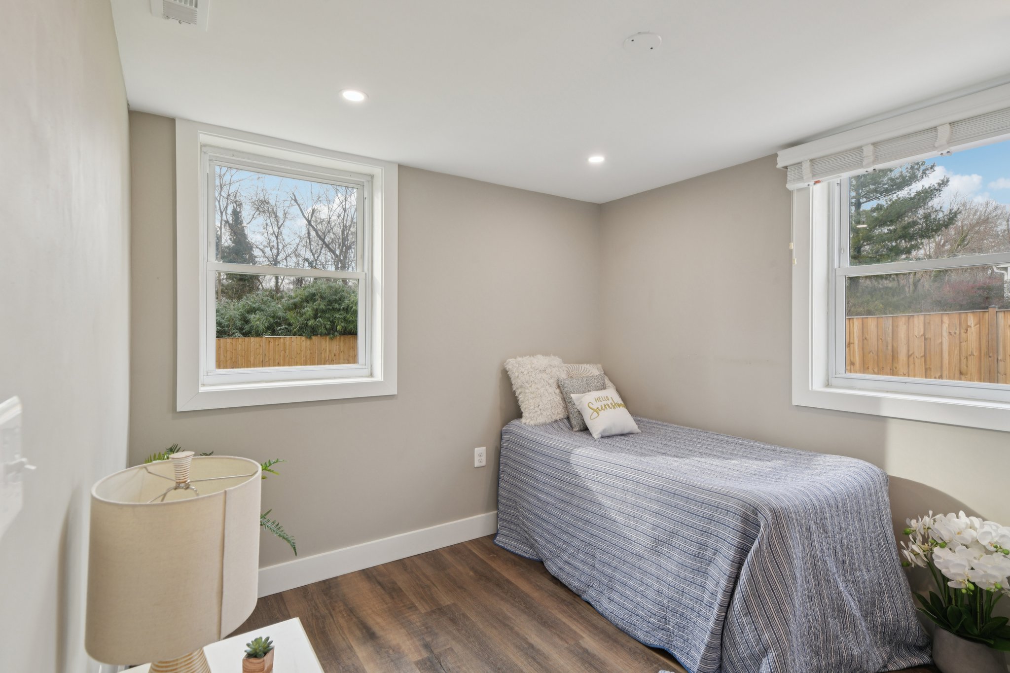 Woodlawn St-S0701-024.jpg