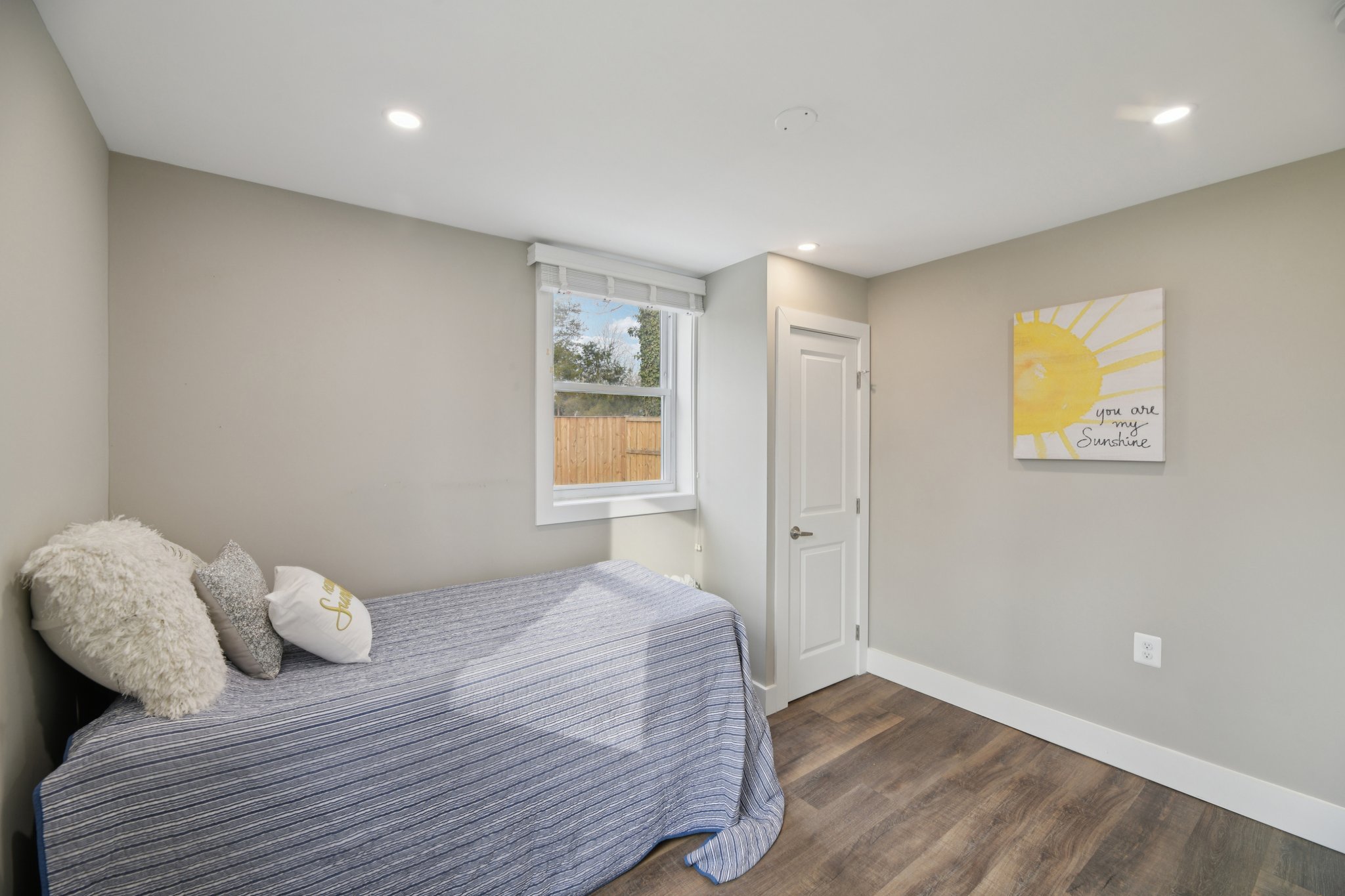 Woodlawn St-S0701-027.jpg