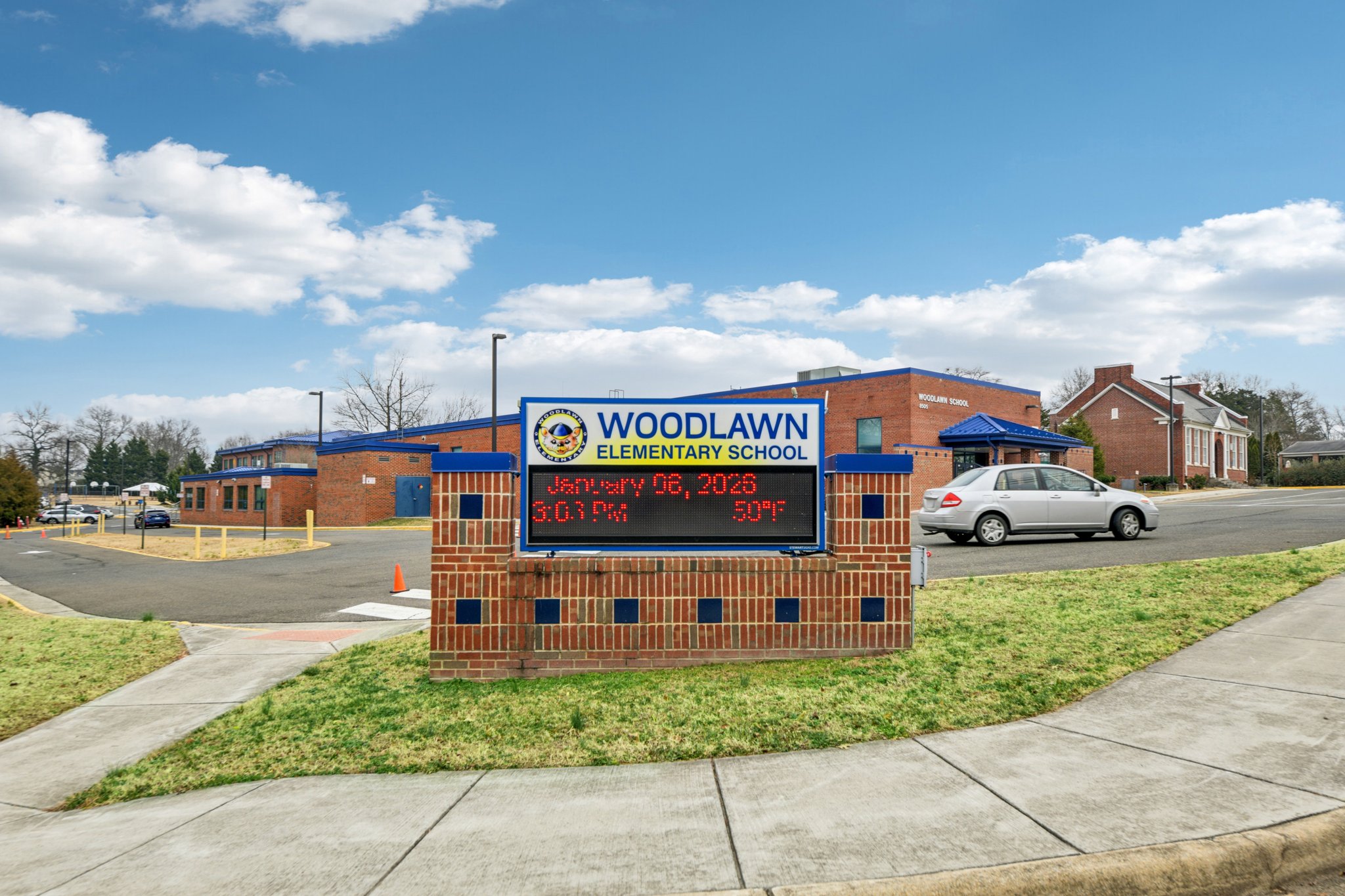 Woodlawn St-0701-901.jpg