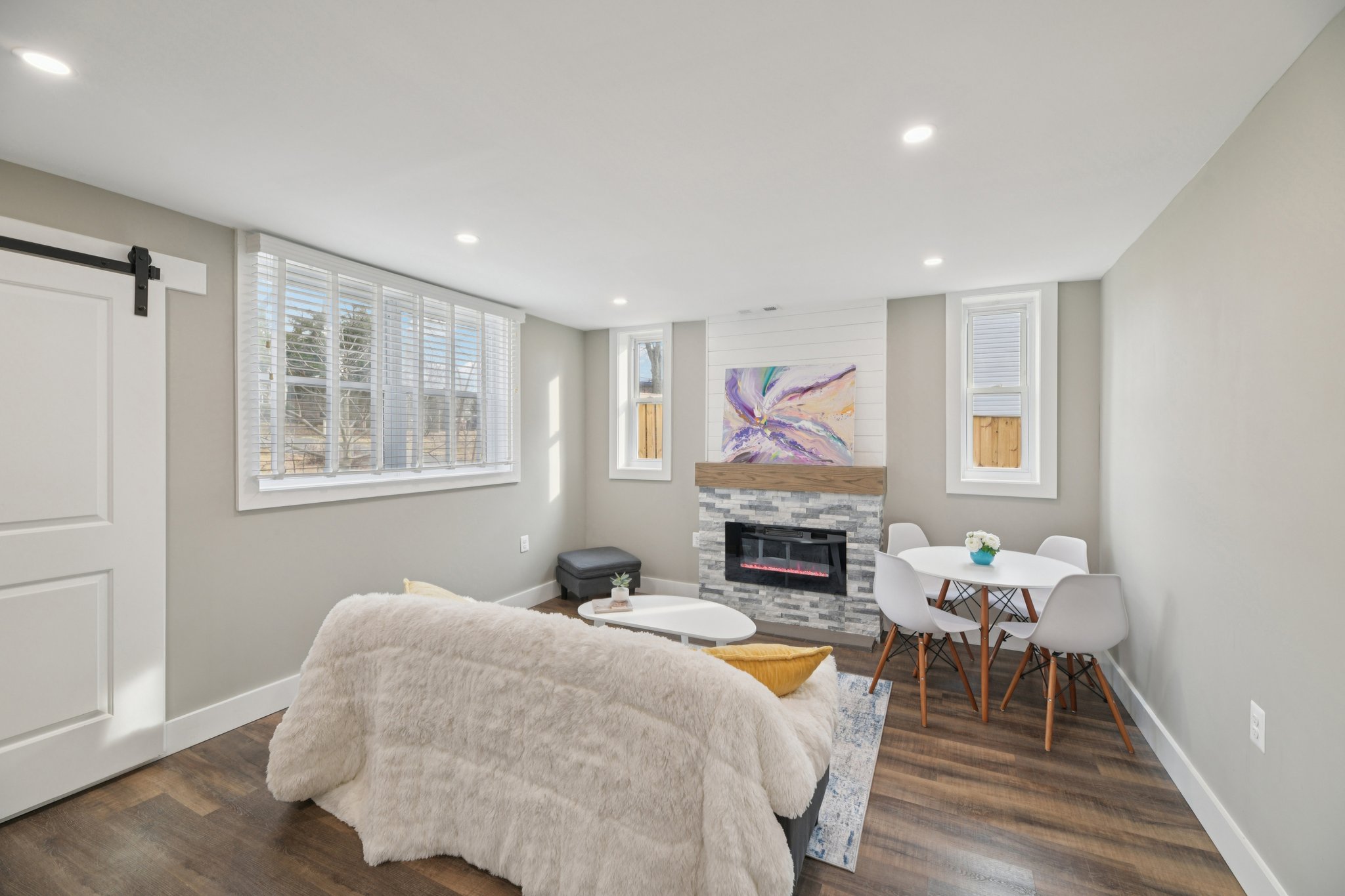 Woodlawn St-S0701-006r.jpg