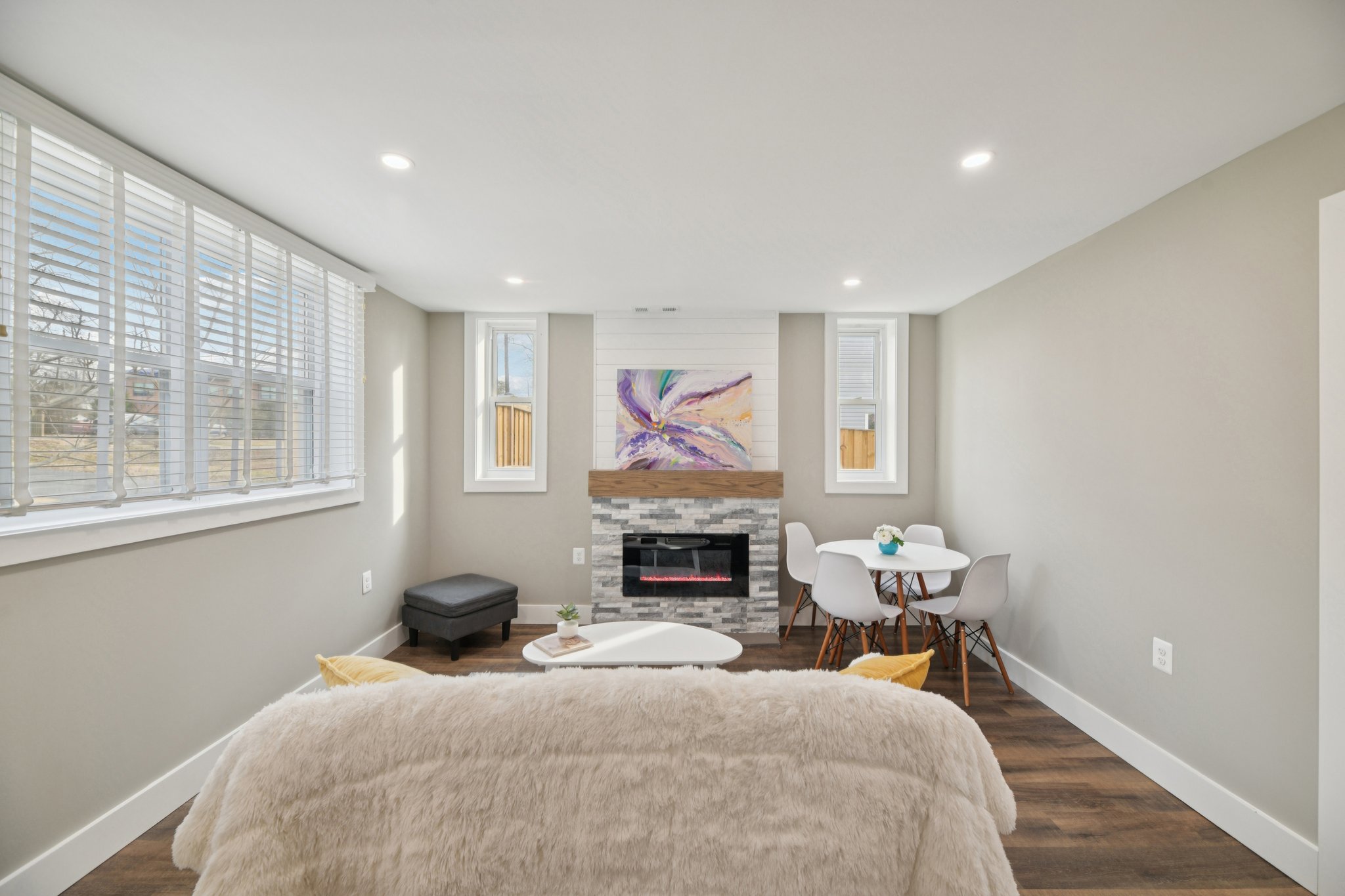 Woodlawn St-S0701-007r.jpg