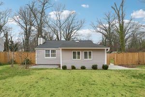 Woodlawn St-S0701-002.jpg