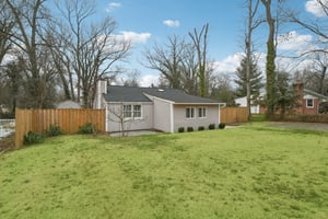 Woodlawn St-S0701-003.jpg