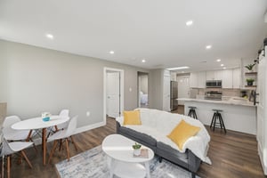 Woodlawn St-S0701-008.jpg